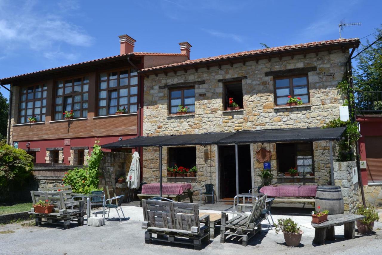 Apartamentos Rurales La Cirigueena Oles Exterior foto